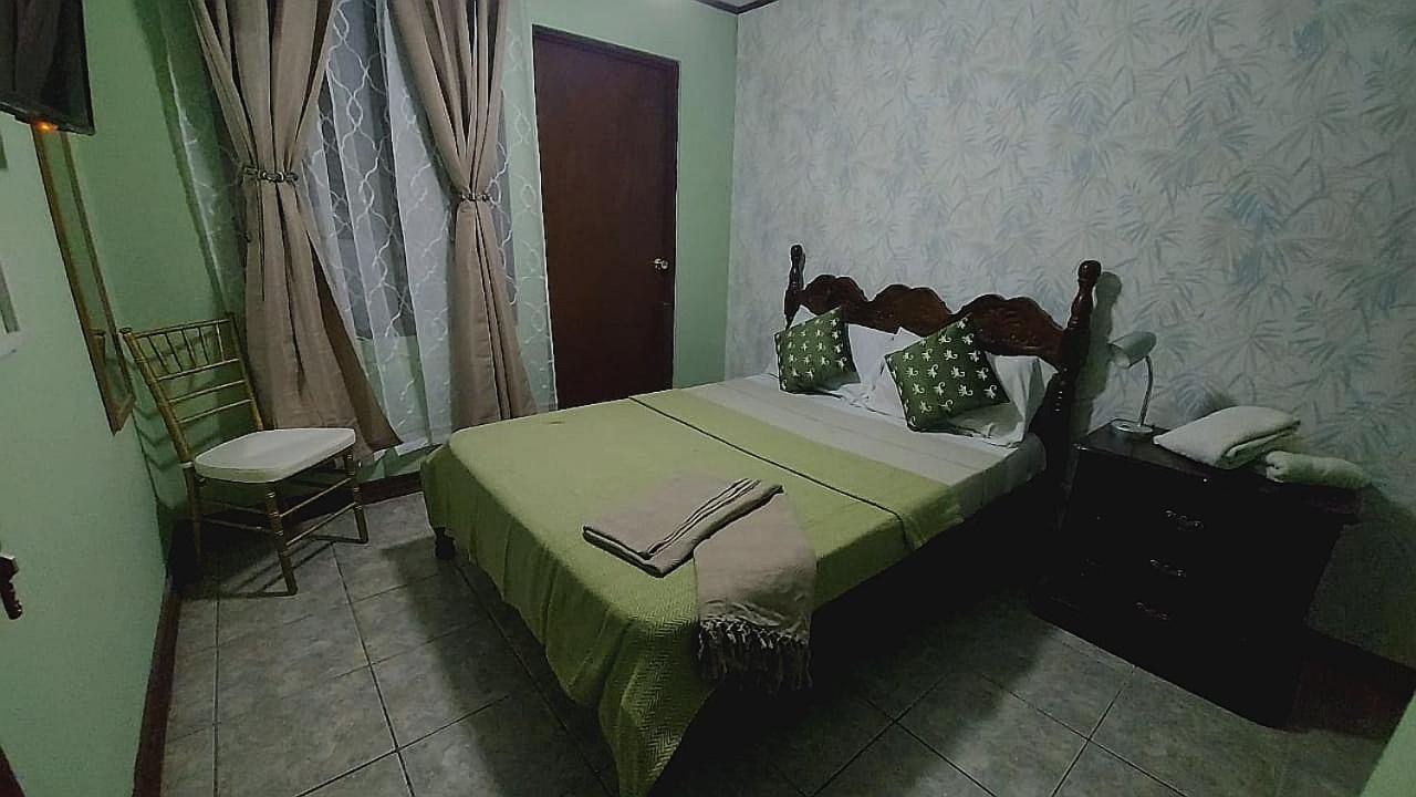Airport Traveler'S Home Alajuela Zewnętrze zdjęcie